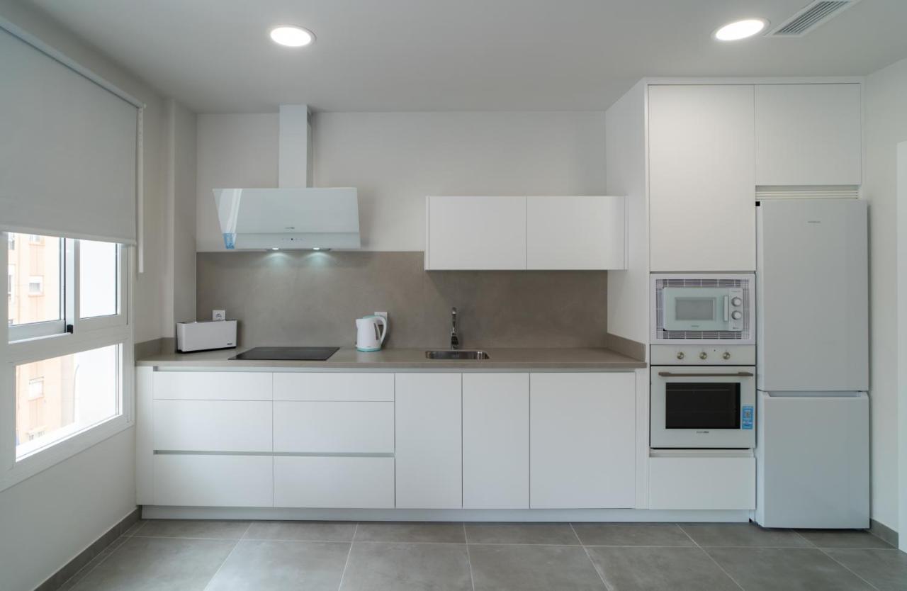 Aac Malaga - Apartamento Con Terraza, Muy Amplio, Totalmente Equipado, Cerca Del Centro Y Nuevo! Exteriör bild