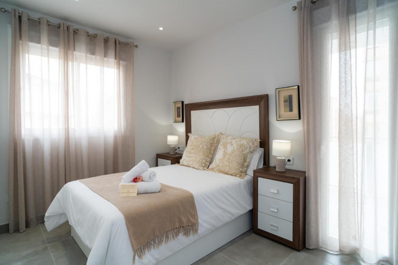 Aac Malaga - Apartamento Con Terraza, Muy Amplio, Totalmente Equipado, Cerca Del Centro Y Nuevo! Exteriör bild
